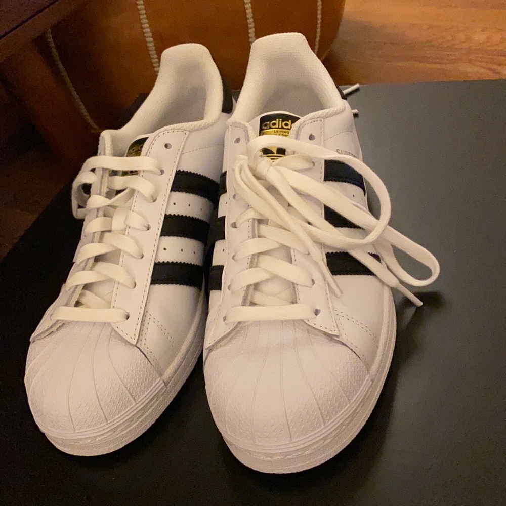 Adidas Superstar Sneakers